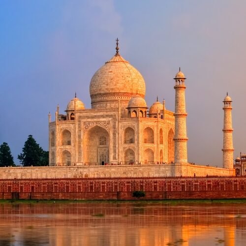 Best Taj Mahal Tour from Delhi